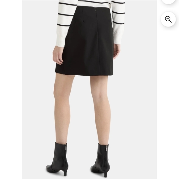 Time and Tru Black Mini Skirt - Picture 3 of 8